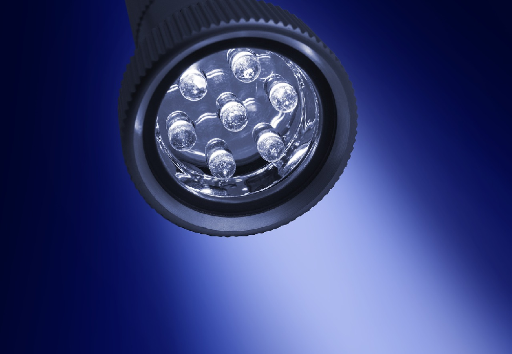Dlaczego warto kupić oświetlenie LED?  Z oferty której firmy skorzystać?
